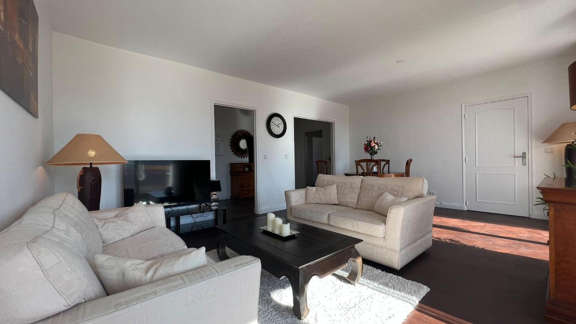Apartment Homey Vintage - Hypercentre - Proche Gare Et Tram - Terrasse Privee - Wifi Gratuit Annemasse